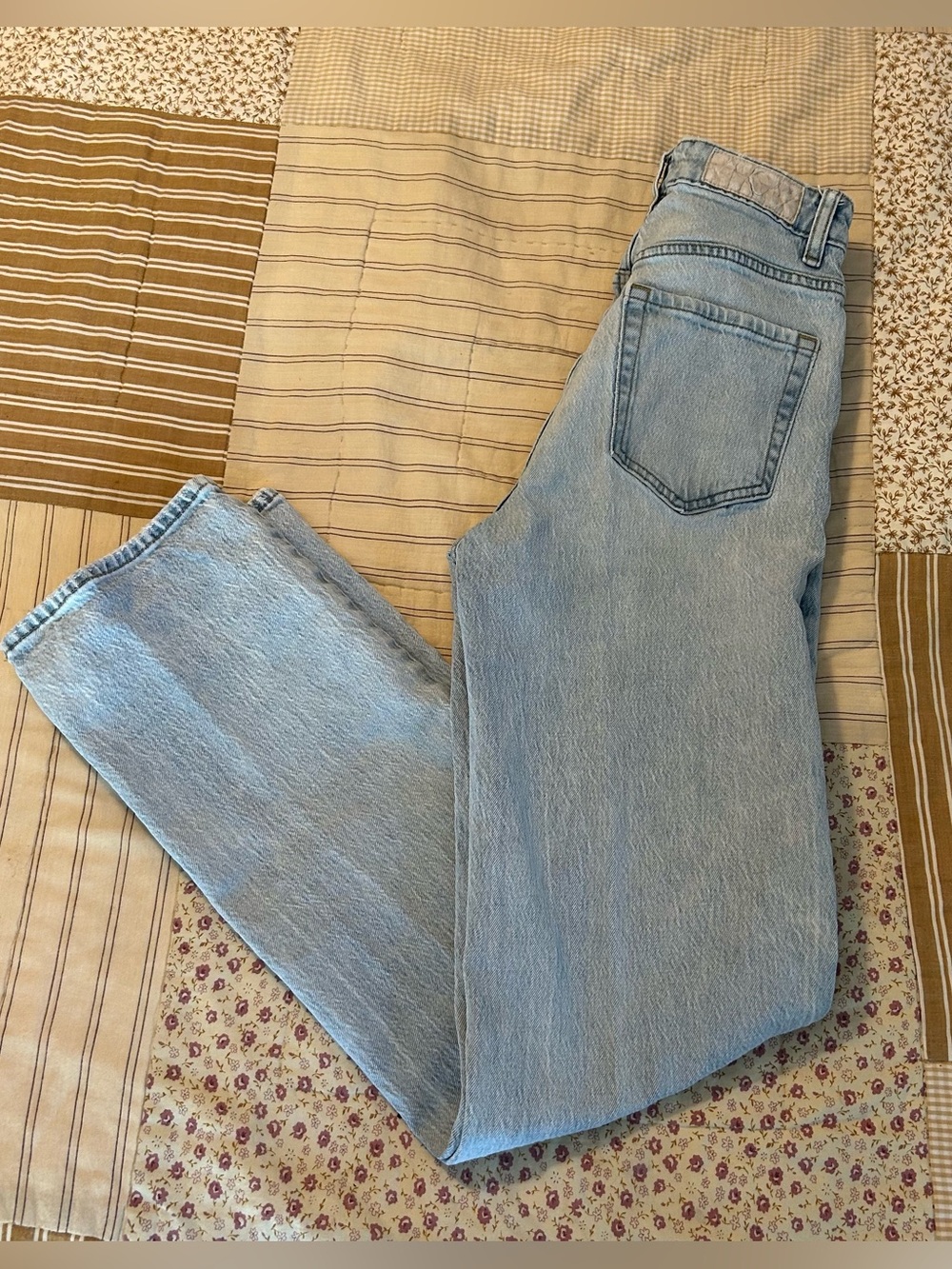 Women’s pacsun light wash stretch 90s boyfriend size 25